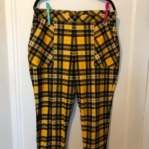 Blackmilk Hufflepuff pants - size XL